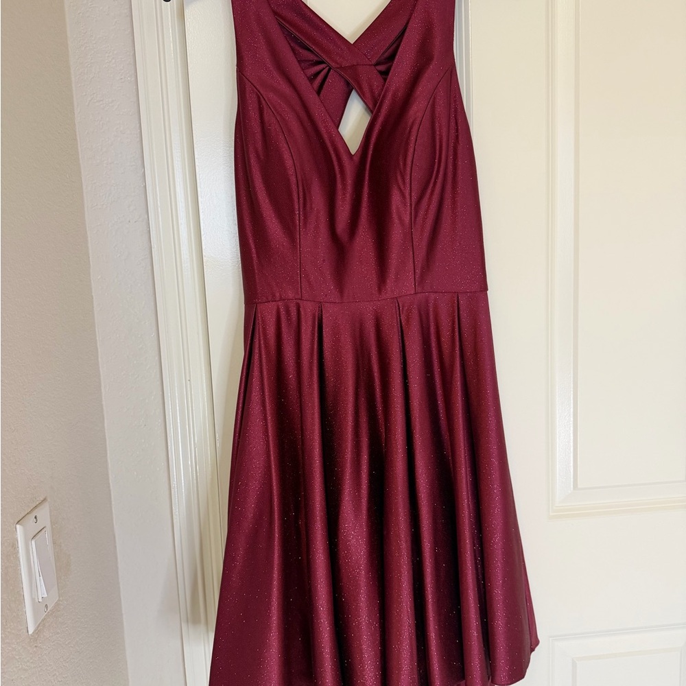 Elegant Backless Burgundy Dress